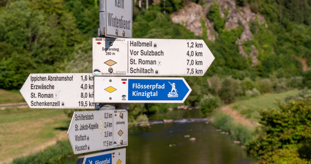 Der Flößerpfad Kinzigtal, hier der Abschnitt zwischen Schiltach und Wolfach, lässt sich erwandern oder mit dem Fahrrad erleben.