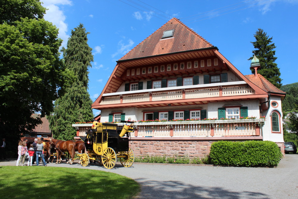 Der Freihof, Altersruhesitz von Heinrich Hansjakob, wird besucht von Max von Baden mit seiner Postkutsche