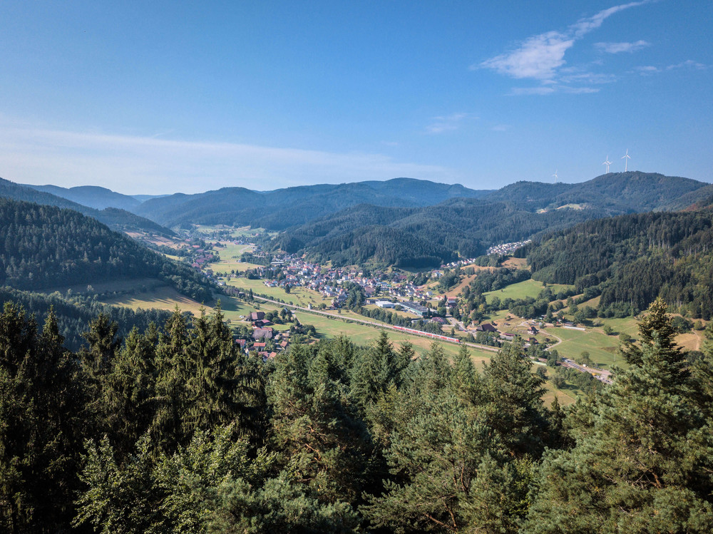 Panoramablick auf die Bollenhutgemeinde Gutach